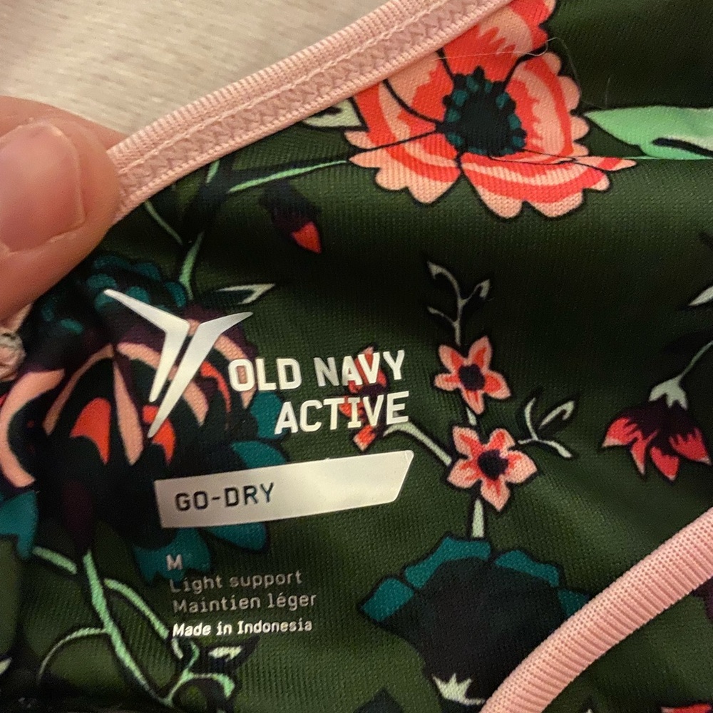 Size medium sports bra